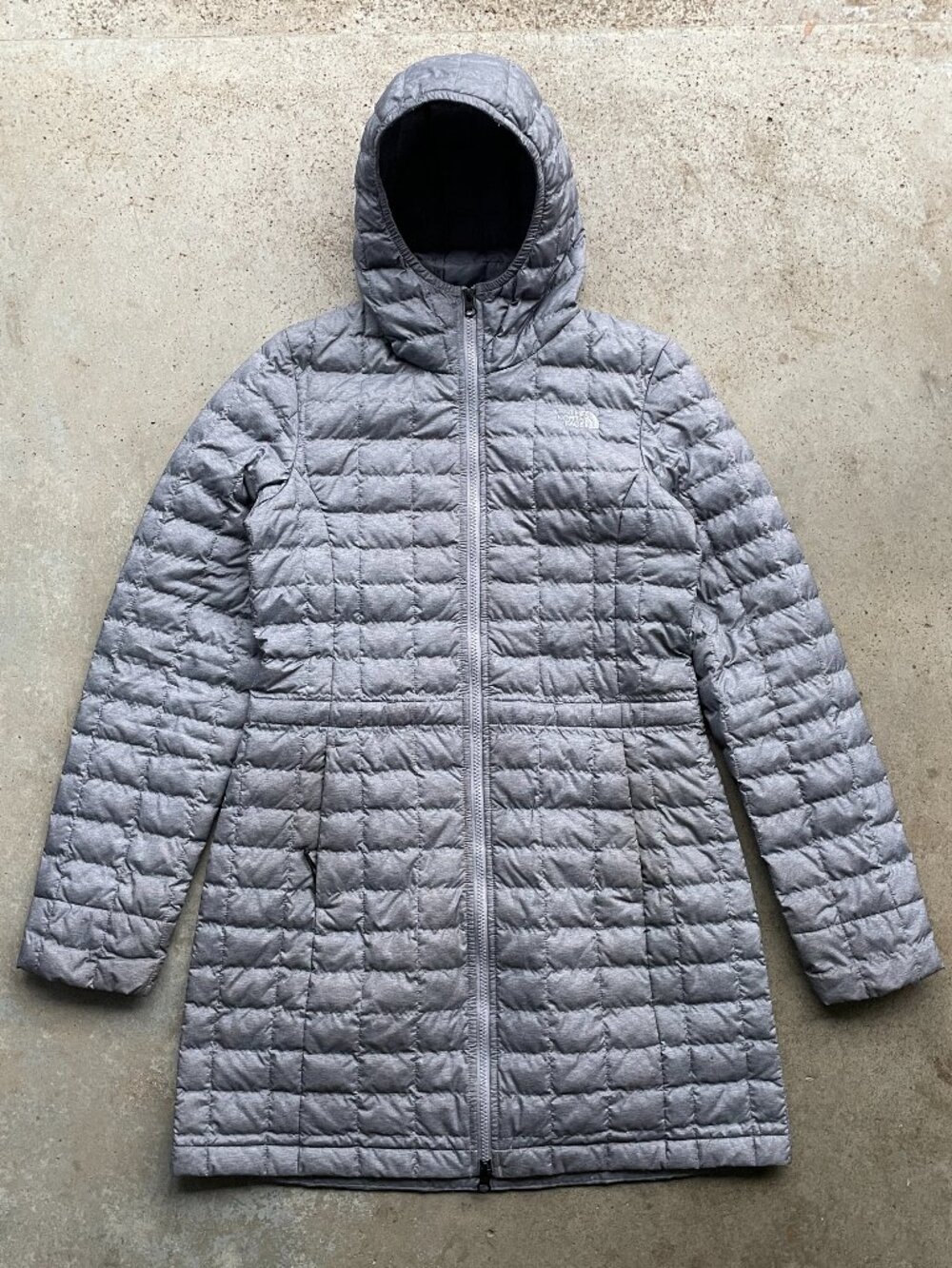 Share The North Face Women’s Eco Thermoball 2 Parka Coat Hooded Size Small Gray